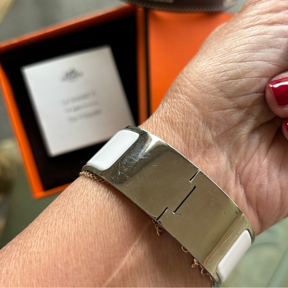 Hermes Clic H Bracelet White - Picture 7 of 15